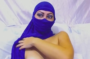 Arabian Babe in arms In Hijab Enjoys Deep Unscheduled Anal Toying