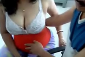 Indian Big Boobs big Pussy Lose one's heart to